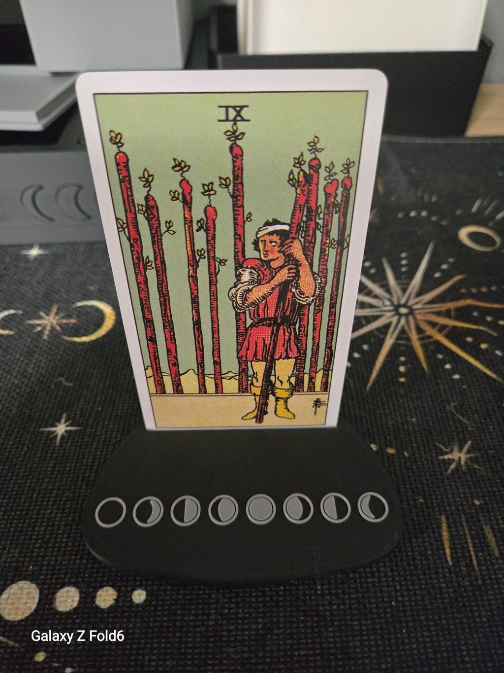 The "Daily Draw" Tarot & Oracle Card Stand